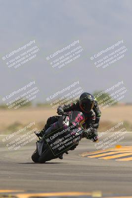 media/Sep-30-2023-SoCal Trackdays (Sat) [[636657bffb]]/Turn 15 (1120am)/